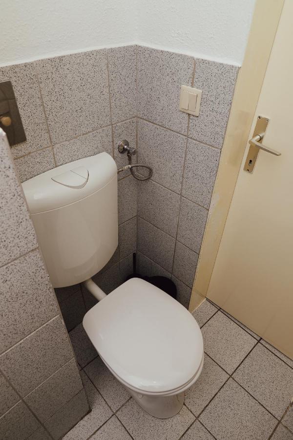 Ruhiges Terrassen Apartment ウィーン エクステリア 写真